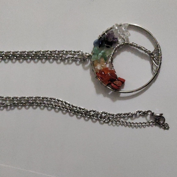 7 Chakras Tree Pendant - Picture 3 of 6